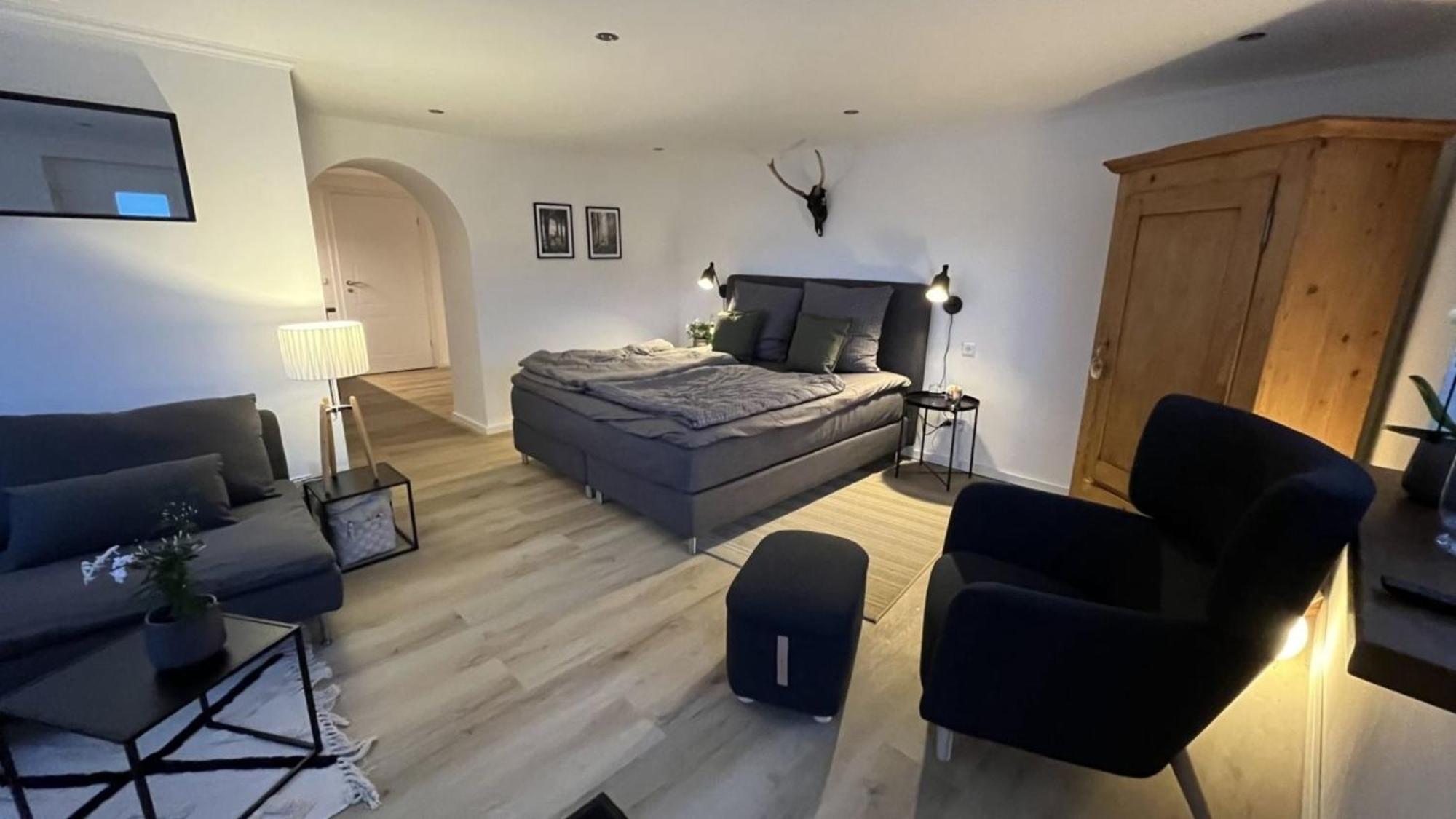 Wellness Appartement Eifelglueck Pelm Exterior photo